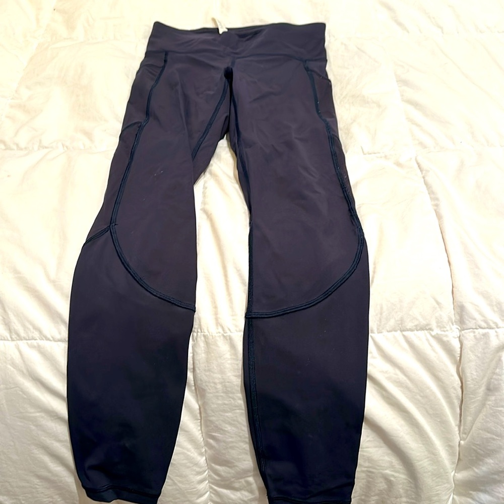 Lululemon leggings navy size 6